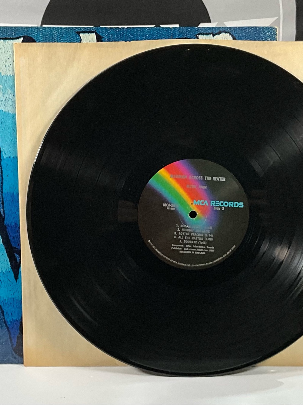 Elton John - Madman Across the Water (1973) MCA-2016 W/Booklet - Picture 4 of 8